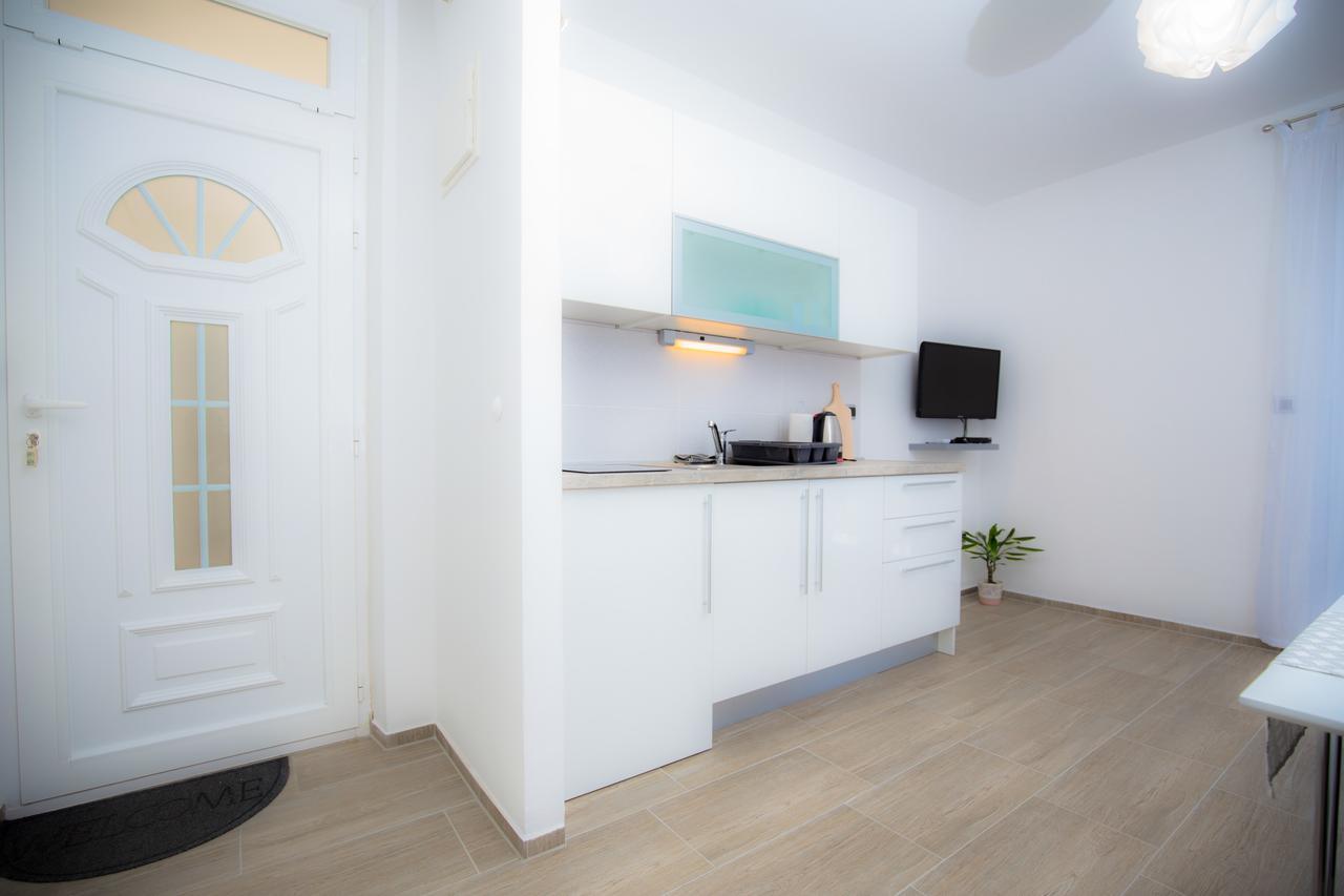 Apartment Family Nizic *